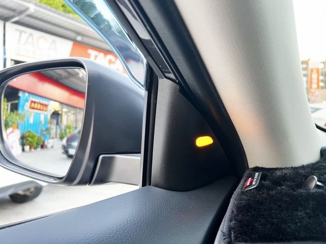【全場認證五大保固】認證車 旗艦4WD版 保證跑9萬多原廠保養 盲點 全景天窗 環景 電尾門 一手車原鈑件  第9張相片