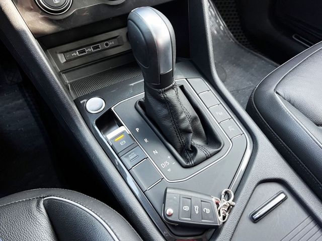 【全場認證五大保固】認證車 280TSI Elegance Acc CarPlay 盲點 車道維持 電尾門 一手車原鈑件  第10張相片