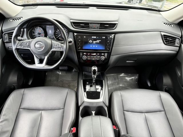 【全場認證兩年保固】認證車 2.0智行版 僅跑7萬 Acc CarPlay 盲點 360環景 雙恆溫 一手車原版件  第11張相片