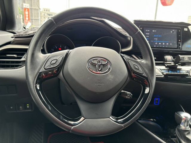 【全場認證五大保固】認證車 旗艦2wd 雙電熱椅 LED 原廠升級CarPlay 環景 盲點 防追撞警示 一手車庫車  第9張相片