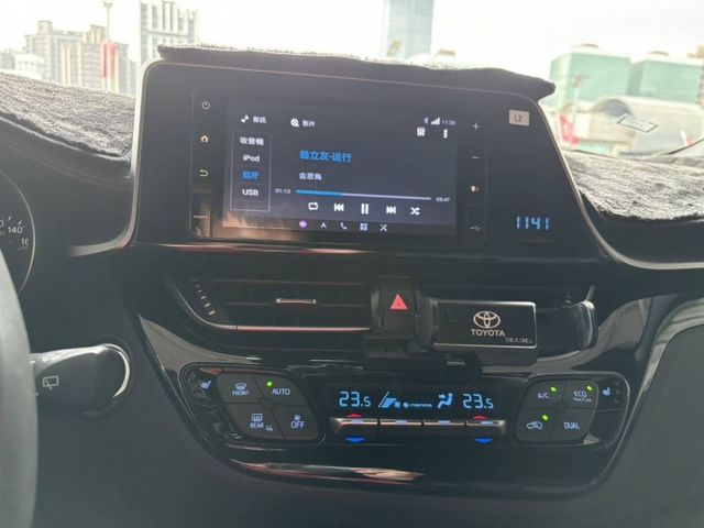 【全場認證五大保固】認證車 旗艦2wd 雙電熱椅 LED 原廠升級CarPlay 環景 盲點 防追撞警示 一手車庫車  第11張相片