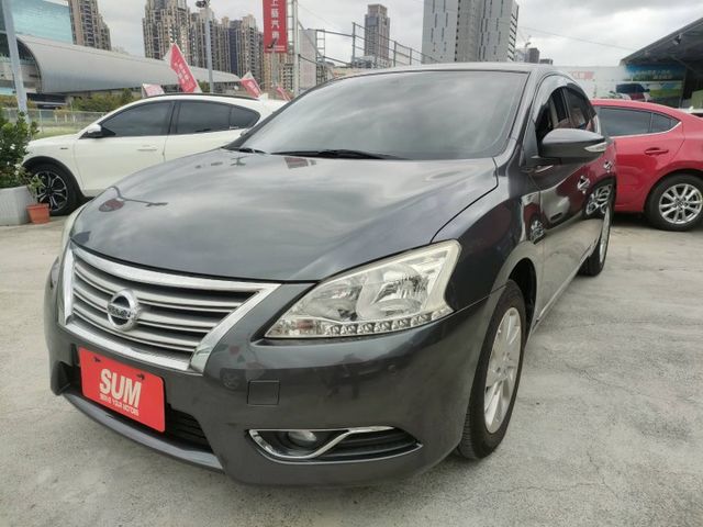 【全場認證五大保固】認證車 最高CP值房車 旗艦版 免鑰匙 恆溫 定速 安卓影音導航 一手車原廠保養 原鈑件  第3張相片