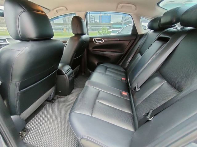 【全場認證五大保固】認證車 最高CP值房車 旗艦版 免鑰匙 恆溫 定速 安卓影音導航 一手車原廠保養 原鈑件  第13張相片
