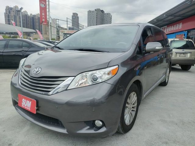 【全場認證五大保證】認證車 大型7-8人座 保證低里程 全家出遊超大空間 電動滑門 電尾門 一手車原版件  第3張相片