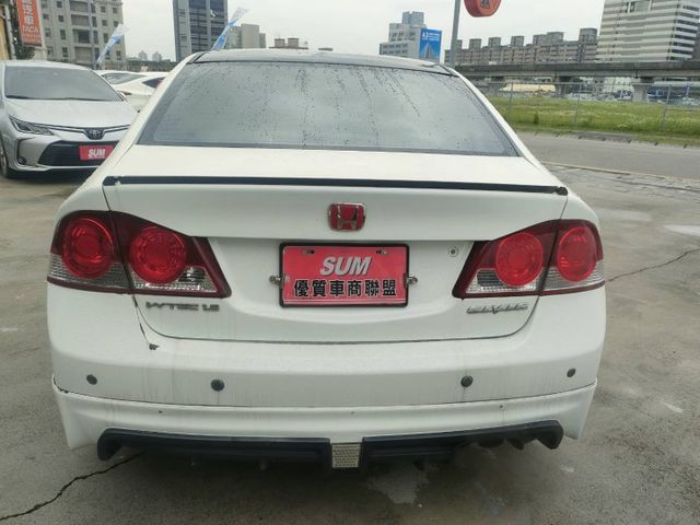 CIVIC  第10張相片