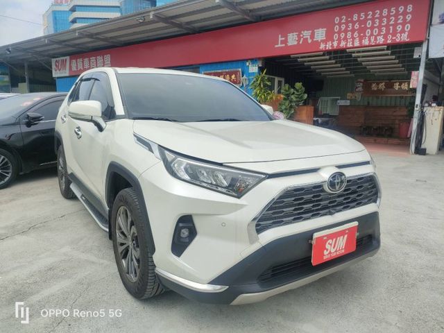 【全場認證原廠保固】認證車 22年領牌旗艦版 加原廠10萬精裝套件 CarPlay 環景 電尾門 一手車原廠保養 原鈑件  第1張相片