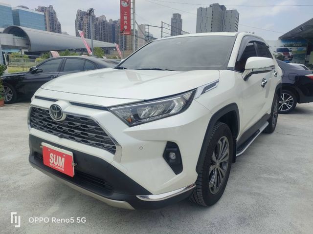 【全場認證原廠保固】認證車 22年領牌旗艦版 加原廠10萬精裝套件 CarPlay 環景 電尾門 一手車原廠保養 原鈑件  第3張相片