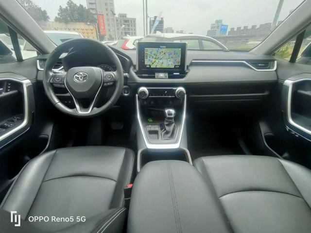 【全場認證原廠保固】認證車 22年領牌旗艦版 加原廠10萬精裝套件 CarPlay 環景 電尾門 一手車原廠保養 原鈑件  第7張相片