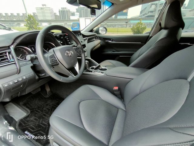【全場認證原廠保固】認證車 尊爵版 免鑰匙摸門 雙電動椅 CarPlay 盲點 360環景 原廠燻黑輪框 一手車原鈑件  第7張相片