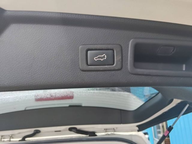 【全場認證】認證車 17年式 旗艦XT Premun渦輪 僅跑11萬 天窗 HK音響 記憶電動椅 電尾門  一手車原版件  第12張相片