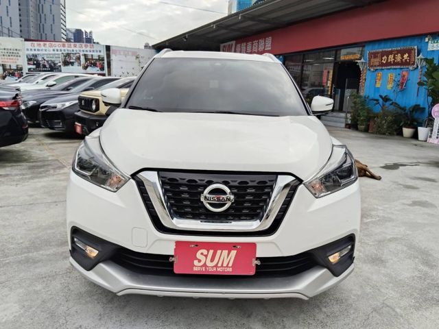 【全場認證兩年保固】認證車 智行旗艦版保證僅跑2萬7真的別懷疑CarPlay 360環景 四輪剛換99%新 一手車原版件  第2張相片