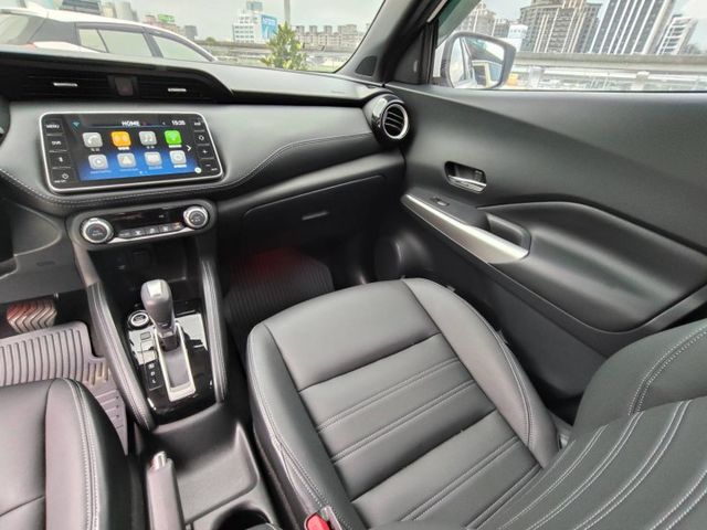 【全場認證兩年保固】認證車 智行旗艦版保證僅跑2萬7真的別懷疑CarPlay 360環景 四輪剛換99%新 一手車原版件  第11張相片