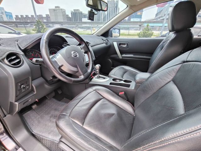 【全場認證五大保證】認證車 AWD 6安囊 恆溫 保證跑11萬原廠保養 超優質代步休旅一手車原鈑件  第6張相片