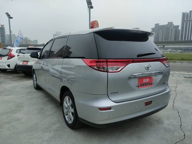 【全場認證五大保證】認證車 2.4頂級版 雙電滑門 全景天窗 電尾門 第三排電動收折 一手車原版件  第15張相片