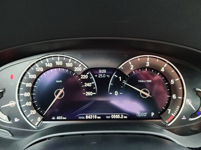 【全場認證五大保證】認證車 18領牌 520i總代理 G30 M Sport版保證僅跑8萬 一手車 原鈑件  第4張相片