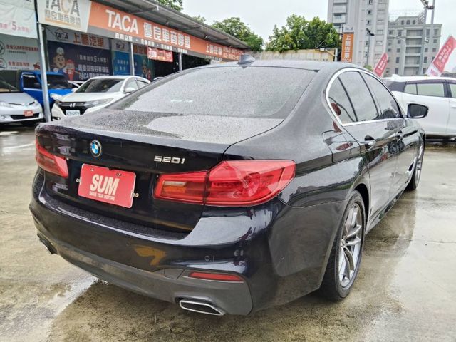 【全場認證五大保證】認證車 18領牌 520i總代理 G30 M Sport版保證僅跑8萬 一手車 原鈑件  第12張相片