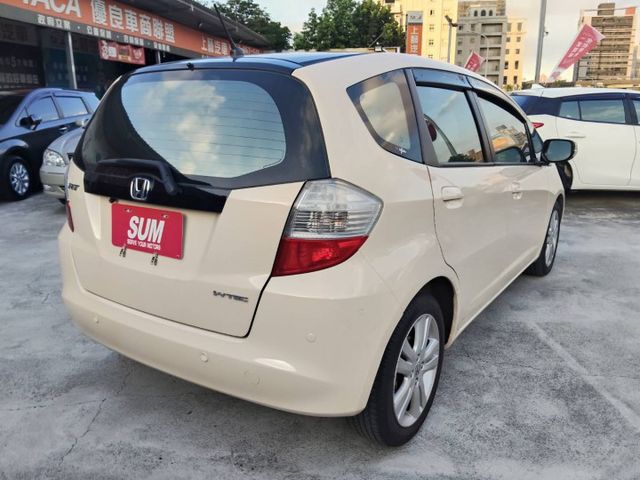 【全場認證五大保證】認證車 頂級版VTI-S 雙色貼膜奶茶色 換檔快撥 安卓影音 倒車影像 超優質代步 一手車原鈑件  第11張相片