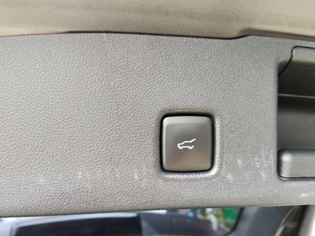 【全場認證原廠保固】認證車 最頂級旗艦版1.5全景天窗 Acc 盲點CarPlay 車道偏移360環景 電尾門 一手車  第14張相片