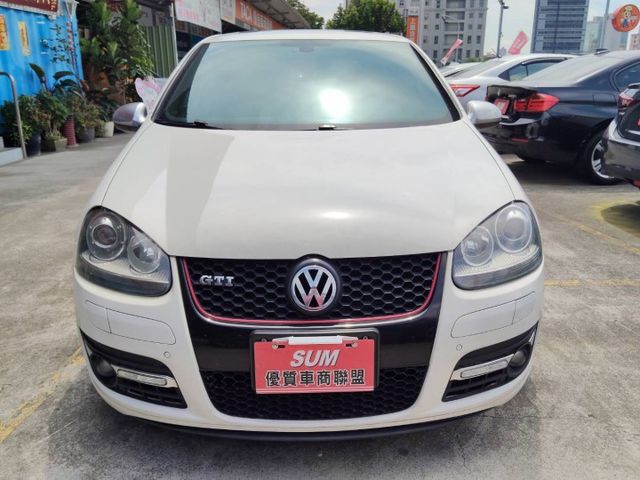 【全場認證五大保證】認證車 德國進口小鋼炮 最佳代步 少跑 車況超優 超美 原鈑件  第2張相片