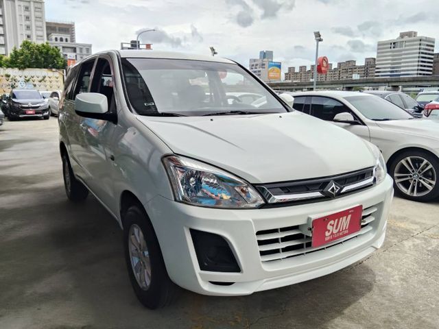 【全場認證五大保固】認證車 低里程 做生意賺大錢的好幫手 自排商用車首選 載客載貨皆宜 鋁圈 中央空調 100%原鈑件  第1張相片