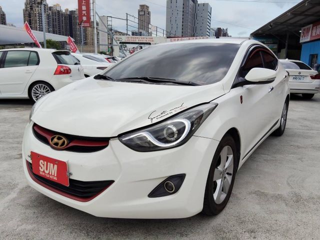 【全場認證五大保固】認證車 升級頂級配備 盲點偵測 LED頭燈 抬頭顯示 影音 一手車原鈑件  第3張相片