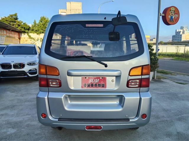 【全場認證五大保證】認證車 保證僅跑11萬 正8人座 無載貨用 最佳商用客貨兩用 一手車自用  第9張相片