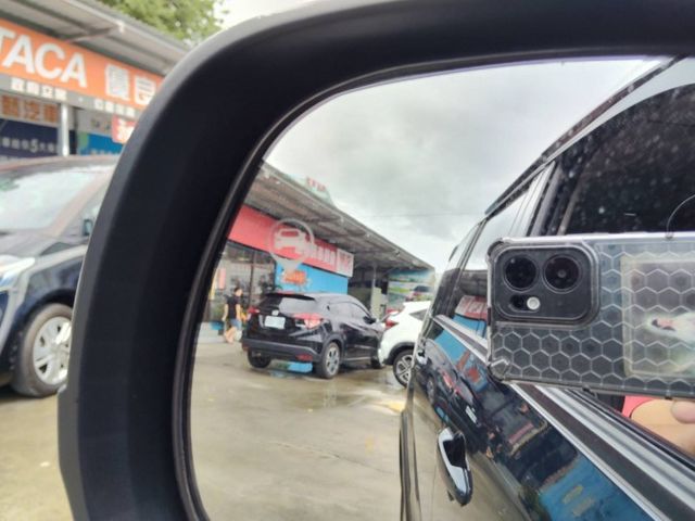 【全場認證五大保固】認證車 頂級版 盲點 定速 中央空調 倒車顯影 導航 抬頭顯示 一手車原鈑件  第5張相片