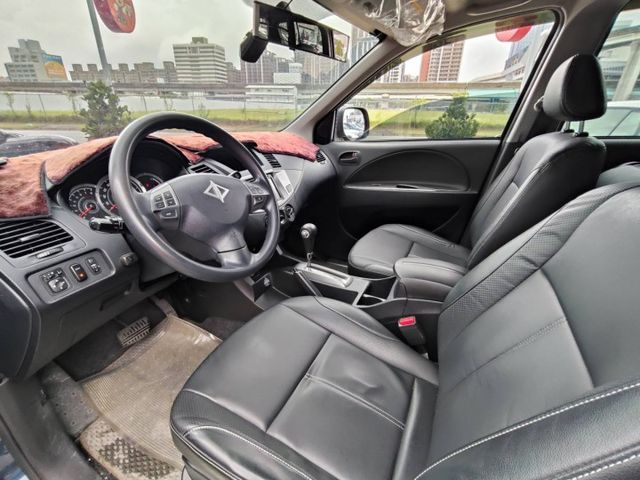 【全場認證五大保固】認證車 頂級版 盲點 定速 中央空調 倒車顯影 導航 抬頭顯示 一手車原鈑件  第6張相片