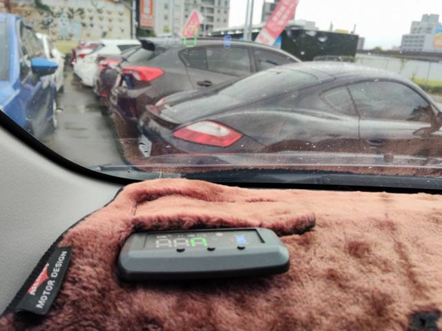 【全場認證五大保固】認證車 頂級版 盲點 定速 中央空調 倒車顯影 導航 抬頭顯示 一手車原鈑件  第10張相片