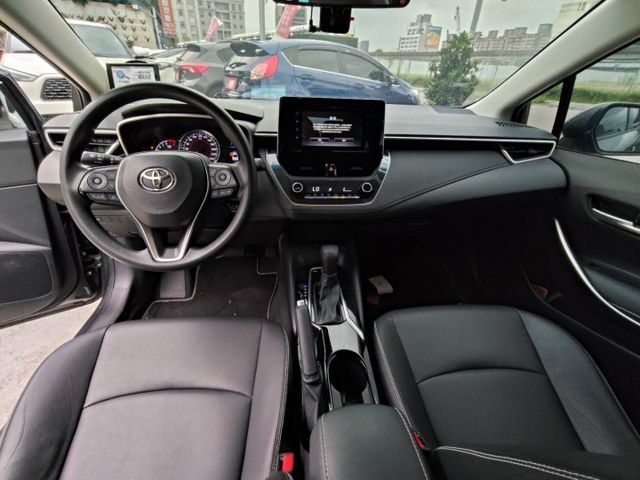 【全場認證五大保固】認證車 僅跑6萬原廠保養 Acc 車道偏移偵測 原廠倒車影像 一手車原鈑件  第7張相片