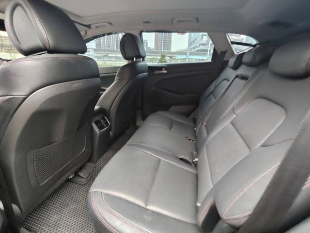 【全場認證五大保固】認證車 1.6渦輪 尊貴版 僅跑11萬 6安囊 盲點 全景天窗 電動椅 安卓機 一手車原鈑件  第12張相片