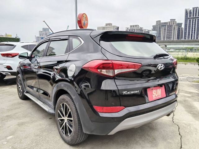 【全場認證五大保固】認證車 1.6渦輪 尊貴版 僅跑11萬 6安囊 盲點 全景天窗 電動椅 安卓機 一手車原鈑件  第16張相片