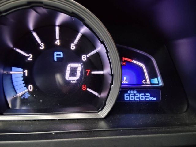 【全場認證五大保固】認證車 運動SPORT+版 僅跑6萬 天窗 側邊方向影像輔助 倒車影像 一手車庫車全車原鈑件  第4張相片