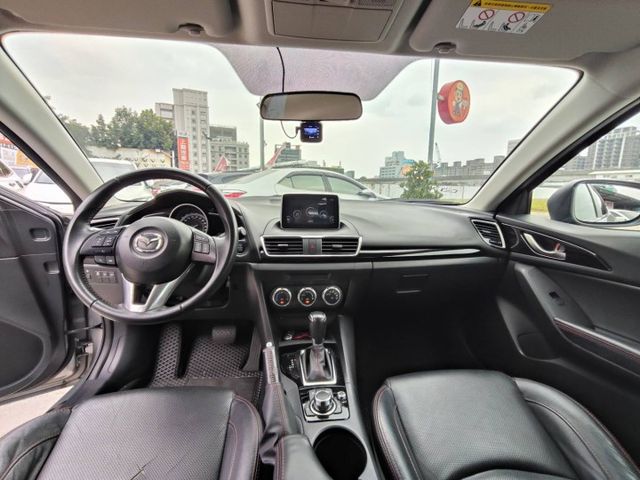 【全場認證五大保證】認證車 五門 低里程僅跑11萬 帥氣代步車首選 一手車原版件  第5張相片