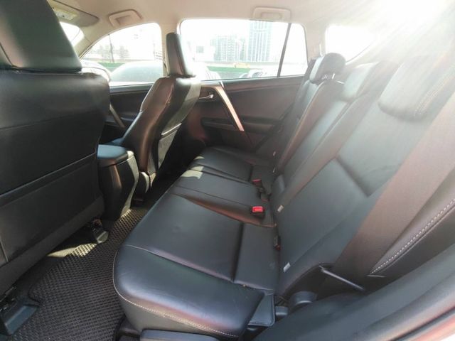 【全場認證五大保證】認證車 頂級E-Hi版 僅跑9萬原廠保養 免鑰匙摸門 定速 電動椅 一手車庫車  第9張相片