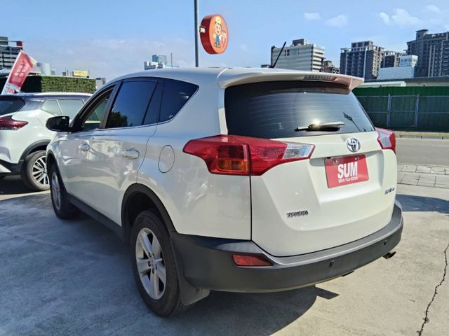 【全場認證五大保證】認證車 頂級E-Hi版 僅跑9萬原廠保養 免鑰匙摸門 定速 電動椅 一手車庫車  第12張相片