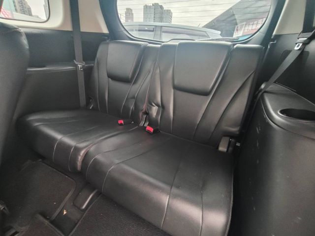 【全場認證五大保證】認證車 上藝嚴選 超優質代步 7人座休旅 保證僅跑10萬原廠保養 一手車原鈑件  第8張相片