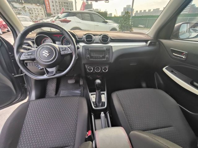 【全場認證五大保固】認證車 日本原裝進口 1.0渦輪 整年稅金8640很省 省油好停車 一手車原鈑件  第6張相片