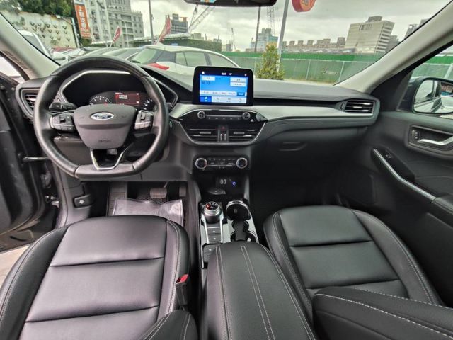 【全場認證五大保固】認證車 僅跑5萬多 1.5時尚版 Acc 盲點 CarPlay 360環景 一手車原鈑件  第6張相片