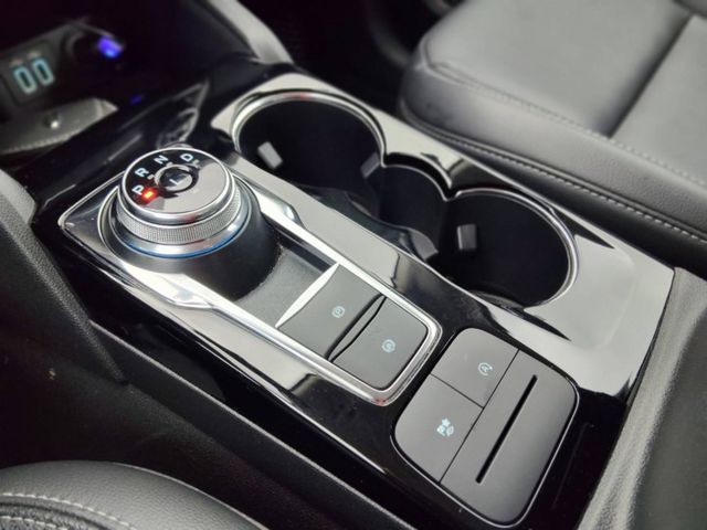 【全場認證五大保固】認證車 僅跑5萬多 1.5時尚版 Acc 盲點 CarPlay 360環景 一手車原鈑件  第8張相片