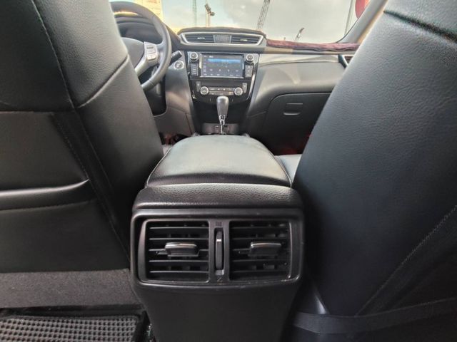 【全場認證五大保固】認證車 玩美影音版 360環景錄影 免鑰匙摸門 保證僅跑9萬原廠保養 原版件  第10張相片