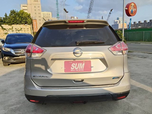 【全場認證五大保固】認證車 玩美影音版 360環景錄影 免鑰匙摸門 保證僅跑9萬原廠保養 原版件  第13張相片