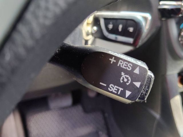 【全場認證五大保固】認證車 頂級E版 超扯代步神車 高妥善率免煩惱首選 定速 恆溫 全螢幕前後行車紀錄 一手車庫車  第9張相片