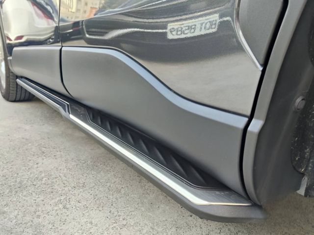 【全場認證原廠保固】認證車 油電 尊爵版僅跑10700km 一手車庫車原鈑件  第13張相片