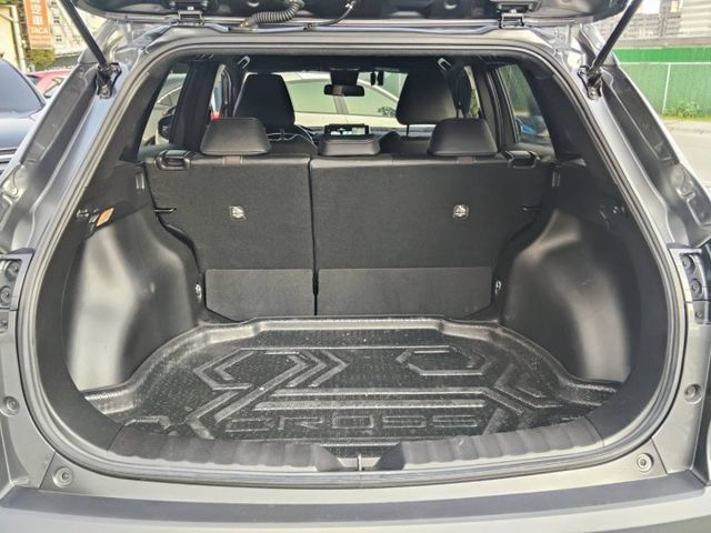 【全場認證原廠保固】認證車 油電 尊爵版僅跑10700km 一手車庫車原鈑件  第14張相片