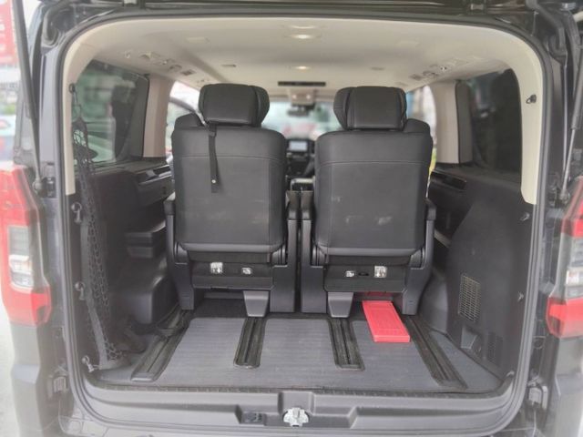 【全場認證原廠保固】認證車 6人旗艦版 雙電滑門 Acc 盲點 CarPlay 僅跑3萬5 一手車原鈑件  第13張相片