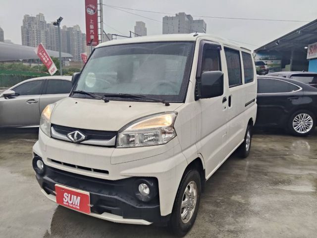 【全場認證五大保固】認證車 稀有8人座自排 原廠保養 ABS(BSW)盲點 定速 後座出風口 一手車 全車原鈑件  第3張相片