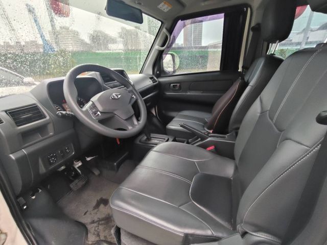 【全場認證五大保固】認證車 稀有8人座自排 原廠保養 ABS(BSW)盲點 定速 後座出風口 一手車 全車原鈑件  第6張相片