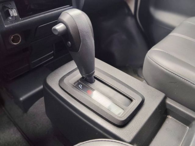 【全場認證五大保固】認證車 稀有8人座自排 原廠保養 ABS(BSW)盲點 定速 後座出風口 一手車 全車原鈑件  第8張相片