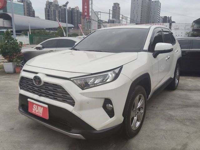 【五大保證五大保固】認證車 旗艦版僅跑3萬9 Acc CarPlay盲點360環景 雙電熱椅 腳踢尾門一手車車庫車原鈑件  第3張相片